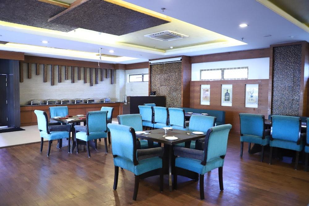 Chandīgarh Hotel Turquoise מראה חיצוני תמונה